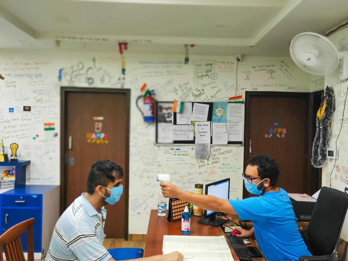 Joey'S Hostel Delhi Yeni Delhi Dış mekan fotoğraf