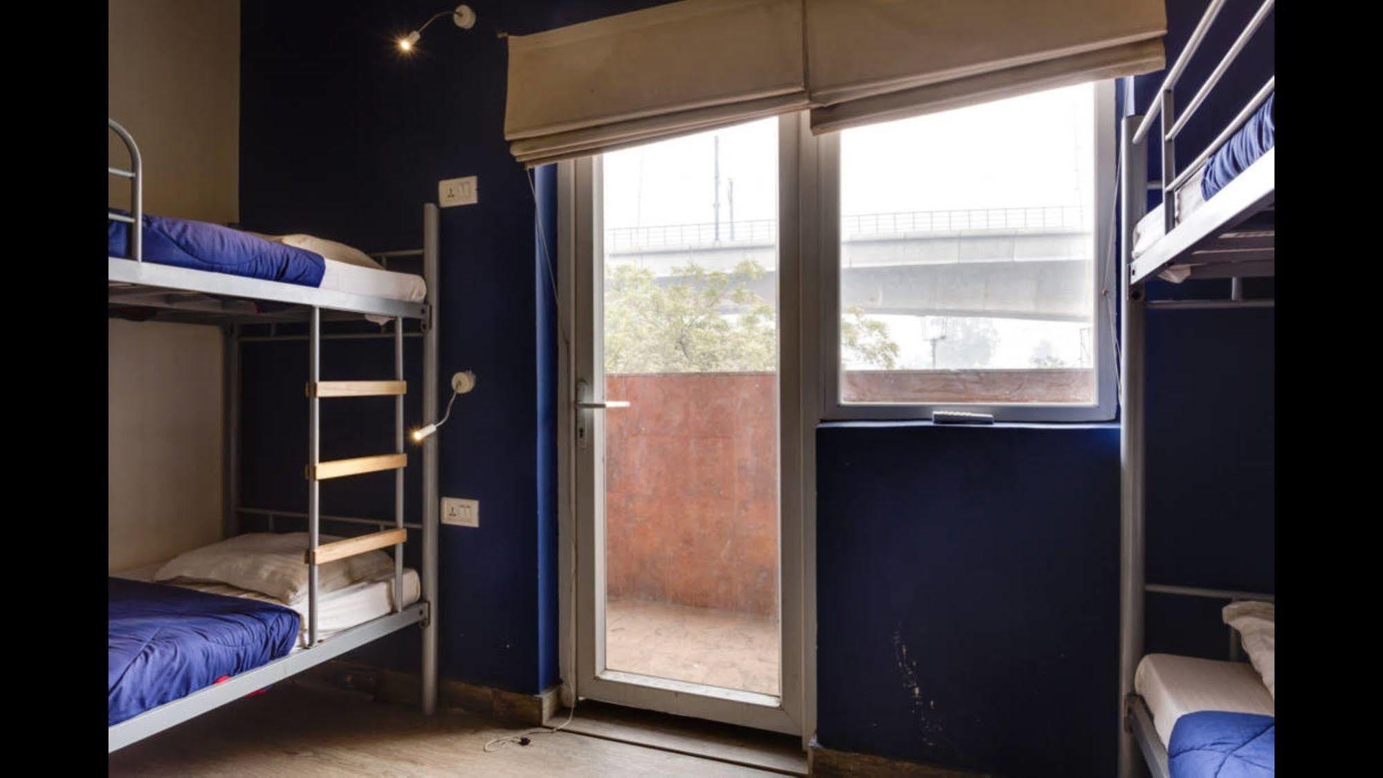 Joey'S Hostel Delhi Yeni Delhi Dış mekan fotoğraf